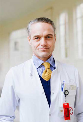 Dr. Stefan Schenk
