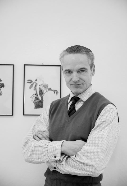 Dr. Stefan Schenk